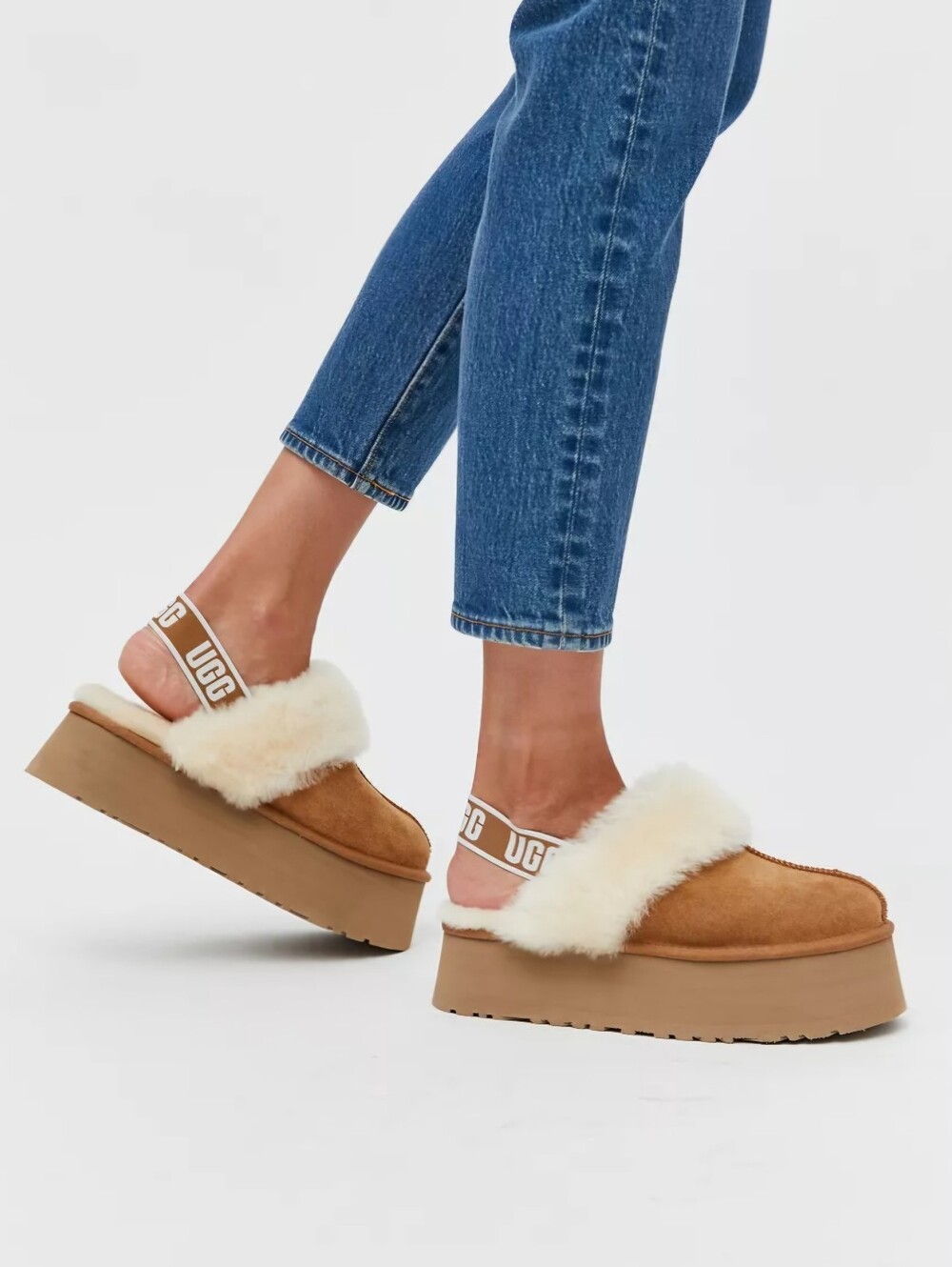 UGG Funkette Platform Slippers